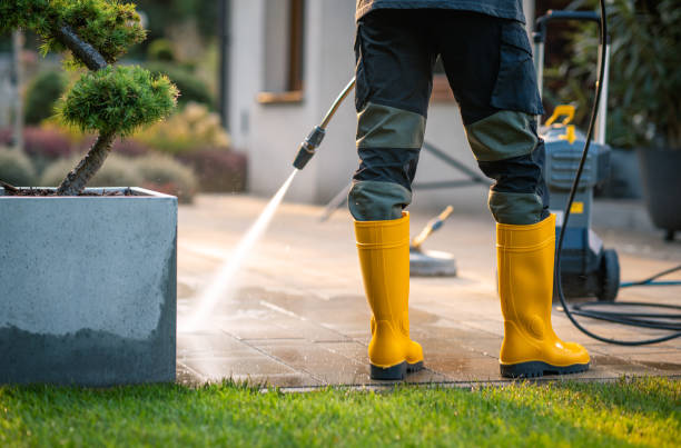 Why Choose Our Certified Pressure Washing Experts for Your Project Needs in Murphy, NC?